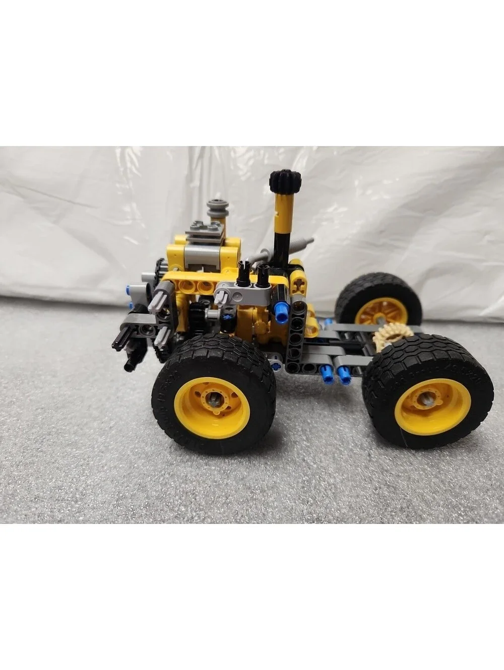LEGO® TECHNIC Truck Parts Only!.